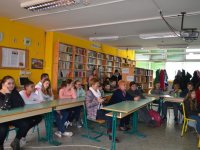Testvériskola